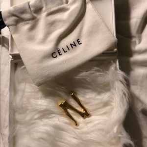 Celine letter N with box